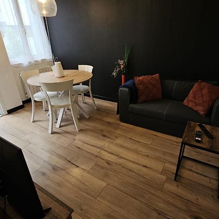 Maisonnette Tout Confort Parking Prive Брест Екстериор снимка