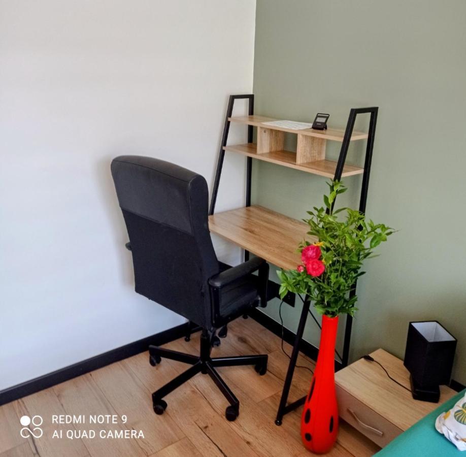 Maisonnette Tout Confort Parking Prive Брест Екстериор снимка