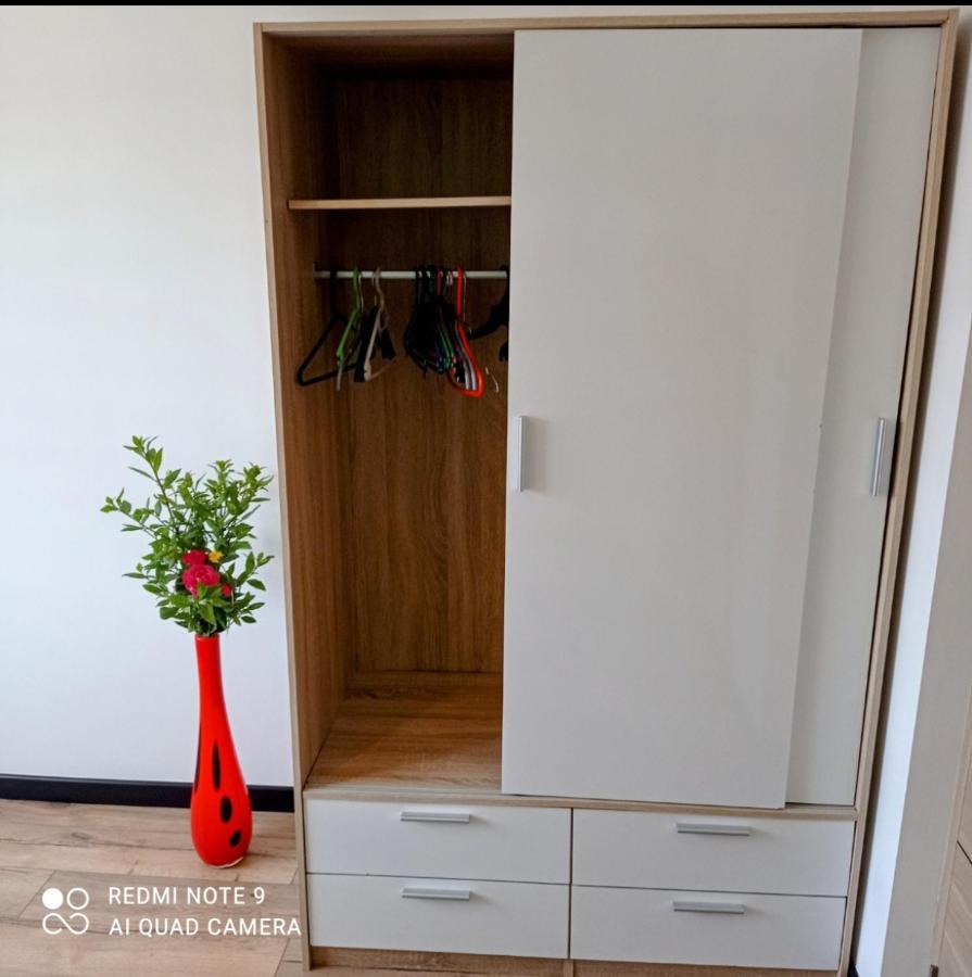 Maisonnette Tout Confort Parking Prive Брест Екстериор снимка